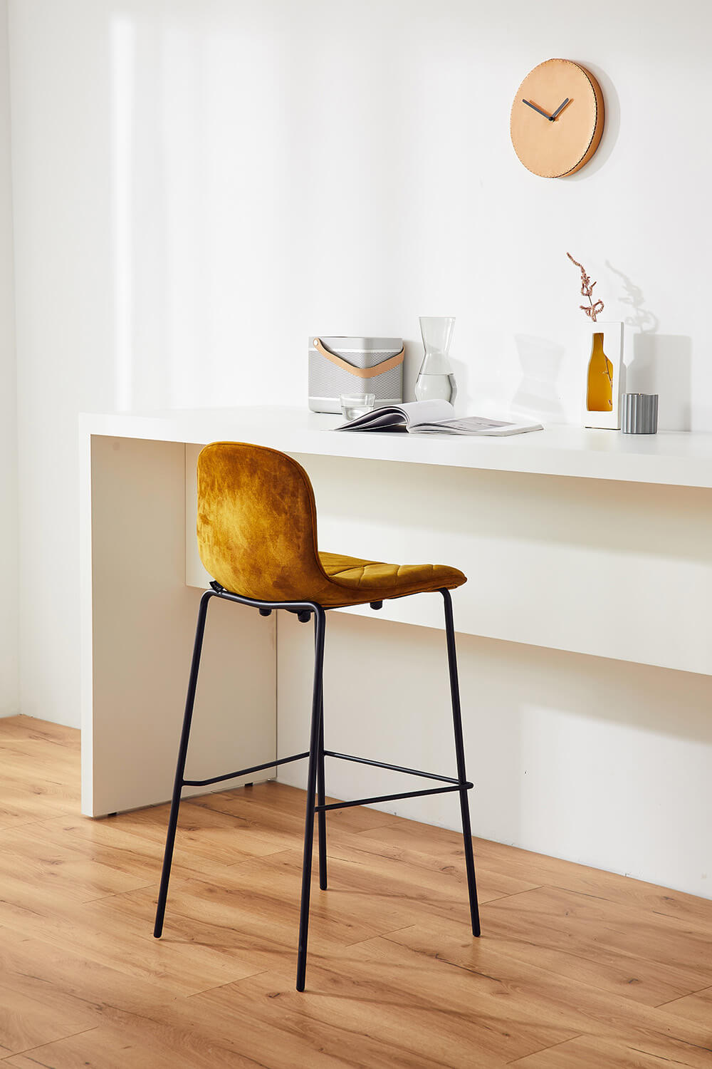 Leaf Barstool