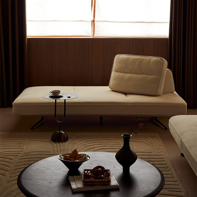 9-layer Daybed offer an extra place to sleep